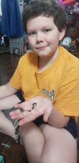 Central and tyler. Has a tan shock collar on.