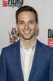 Spencer Trinwith Attends Anita Pointer Unveils Exhibit 50Yrs Eyes Anita —  Stock Editorial Photo © info@photographybyeugene.com #354039268