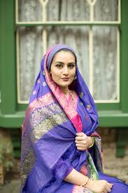 Pakistan is a country of stark contrasts, and when it comes to the treatment of women, they are even clearer, writes the. The Identity Of Women From The Pakistani Diaspora In Britain