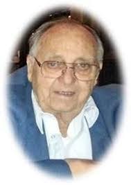 Edith Bott's Instagram, Twitter & Facebook