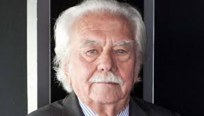 Alberto Asor Rosa è morto: addio al grande studioso della letteratura  italiana