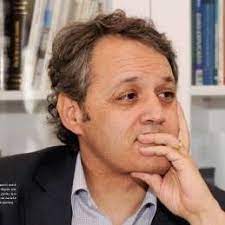 Para verificarem a pouca vergonha que é esta renda que todos pagamos à edp, vejo o acordo assinado em 2012 entre o governo e a edp renováveis. Norberto Pires Insonias