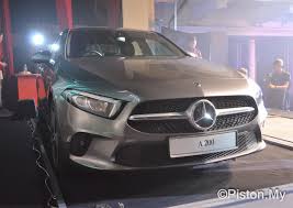 It is available in 5 colors, 4 variants, 2 engine, and 1 transmissions option: 2019 Mercedes Benz A Class Launched From Rm229 888 News And Reviews On Malaysian Cars Motorcycles And Automotive Lifestyle