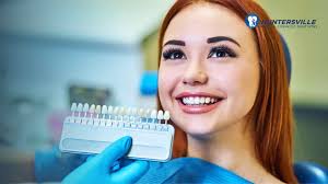 Veneers or Teeth Whitening: Which Is the Better?