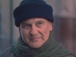 Joe Pesci In Home Alone 2 Lost In New York Home Alone Joes Winter Hats