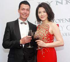 Lý nhã kỳ, tạ thiên hoa 'chìm nghỉm' trong vòng vây của fan. Láº­t Má»Ÿ NgÆ°á»i Tinh Táº¡ Thien Hoa Cá»§a Ly Nha Ká»³