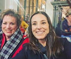 Denise Bailey's Instagram, Twitter & Facebook