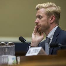 The robinhood app should be discussed in. Reddit Hires Its First Chief Financial Officer As It Prepares To Go Public The New York Times