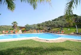 Major ios chora sights, such as yialos beach and mylopotas beach are located nearby. Hotel Residence La Luna Nel Pozzo In Sciacca Starting At 22 Destinia