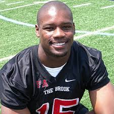 Aaron Bailey's Instagram, Twitter & Facebook