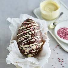 Oeuf De Paques En Chocolat Recette En 2020 Oeufs De Paques Chocolat Dessert Recette