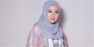 Jakarta, indonesia —tiba juga hari spesial pernikahan laudya cynthia bella dan kekasihnya, engku emran. 7 Sinyal Dugaan Keretakan Pernikahan Laudya Cynthia Bella Dan Engku Emran Dream Co Id