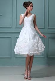 Ora comprare vestiti da sposa semplici in design diverso, stili, dimensioni a prezzi scontati da dylanqueen. Vestiti Da Sposa Corti E Semplici Beautiful Dresses Short Short Wedding Dress Beach Wedding Dresses