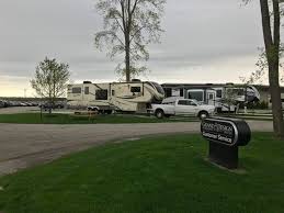 Local directory of alabama mobile home dealers easily locate any mobile home dealer in the usa. Who Owns Grand Design Rv Basics Getaway Couple