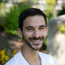 Darren Stroh's Instagram, Twitter & Facebook