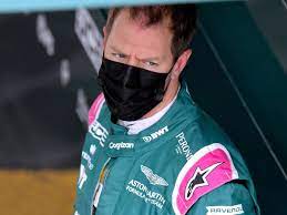 Sebastian vettel has revealed he came close to leaving formula one before signing his deal with sebastian vettel has said the number of races in the 2020 season will be dictated by the workload it. Formel 1 Vettel Seitenhieb Nach Imola Fiasko Vielleicht War Der Filter In Der Kaffeemaschine Voll Formel 1