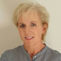 Bernadette Fallon's Instagram, Twitter & Facebook