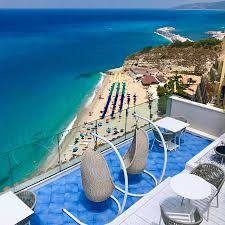 All of them provide a great wining and dining experience able to satisfy the desires of the most discerning guests. Palazzo Mottola Tropea Bewertungen Fotos Preisvergleich Italien Tripadvisor