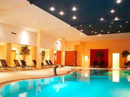 Schones Hotel In Winterberg Im Sauerland Mit Schwimmbad Wellnessbereich Sauna Und Mehr Hotel Winterberg Sauerland Hotel