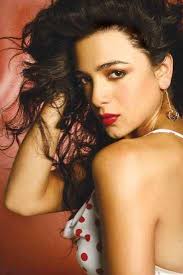Amor infinito por mi país; Natalia Bedoya Famousfix