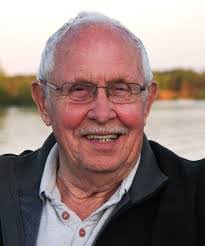 Karen Georgeson's Instagram, Twitter & Facebook