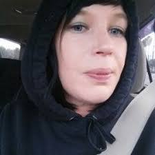 Amanda Cowperthwaite's Instagram, Twitter & Facebook