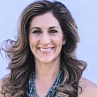 Susie Deloach's Instagram, Twitter & Facebook