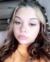 Abigail Steinbach's Instagram, Twitter & Facebook