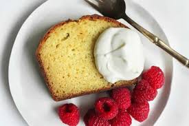 Gateau Au Yaourt A La Vanille Au Thermomix Recette Cake Thermomix Recette Gateau Yaourt Cake Moelleux Recette Cake