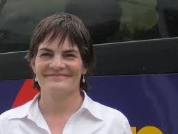 Pitkin Review Spring 2015: Goddard College MFA Students, Graham, Frank  Dixon, Dwyer, Molly, Sweger, Will, Cottingham, Sara, Sabangan, Rose Marie,  Mehaffy, Kita, Hinke, Penny, Graham, Frank Dixon, Bergeron, Derrick:  9781512062304: Amazon.com: Books