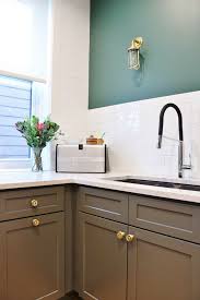 For the most part, 1 cm quartz slabs are sold to manufacturers of prefab counters. Varying Countertop Thickness Andersonville Kitchen And Bath