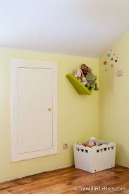 Realisation D Une Petite Porte De Grenier Sous Combles Dans Un Panneau De Mdf Medium Decoupe Pose De Charnieres D Un Bouton Bouton De Porte Portes Grenier