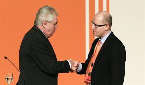 Ten, který si z rovnátek udělal brýle. Sporem O Putnu Pomaha Zeman Vlade Kryt Skutecne Problemy Mini Sobotka Idnes Cz