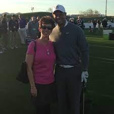 You Don T Know Frank Tiger Woods S Frank Here S The Story Behind The Stuffed Tiger Head Cover The Boston Globe