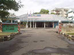 Dua hari kemudian aku bertemu dia lagi. Sk Pekan Dua
