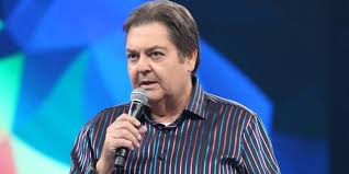 Mulher confirma que ele já está em casa. Faustao E Internado E Passa Por Cirurgia Hora Da Informacao