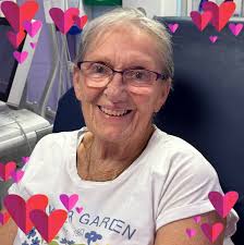 sooo I wanna do a new DP but idk which company besides the pic being cute,  what else do you guys look at? drills? canvas? clarity? I know about DAC,  but it's