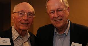 KempSmith law firm hosts alumni at reunion