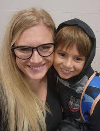 How to edit a photo into a professional headshot?