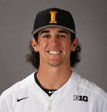 Cade Moss's Instagram, Twitter & Facebook