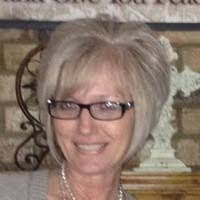 Tessa Reynolds's Instagram, Twitter & Facebook