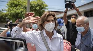 La persecución emprendida por la pareja presidencial no es solo contra opositores políticos sino contra poderosos económicamente. Arresto