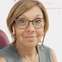 3100+ perfiles de «Magaly»