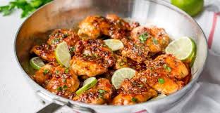 Recette Delicieuses Cuisses De Poulet Caramelisees Au Miel Et Citron Que Vous Ne Pourrez Plus Oublier Poulet Caramelise Cuisses De Poulet Poulet