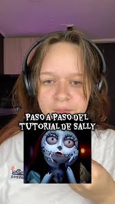 La clave del contouring de Sally no es solo el azul, ¡es el azul más  oscuro! 🥶💙, Tutorial del maquillaje de Sally Finkelstein de el extraño  mundo de Jack., P.D. ¿A quién me parezco en el minuto 0:10? ...