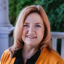 Heather Noe's Instagram, Twitter & Facebook