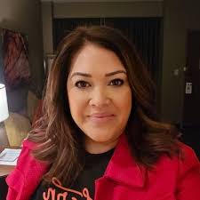 Cristina Nunez (@Cnunezcounselor)