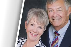 Larsons Receive Montana Business Hall of Fame Award « EBMS