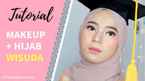 Ngajak brondong main dirumah, main nya ga bisa ribut. Tutorial Makeup Hijab Wisuda Simpel Dan Gampang Banget Youtube