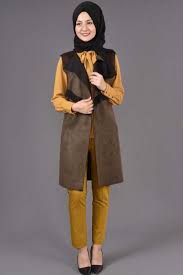 Modamerve Tesettur Suet Yelek Modelleri Moda Tesettur Giyim Moda Moda Stilleri Giyim